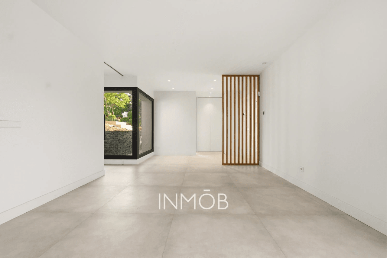 CASA SELLA - ARQUITECTURA CONTEMPORANEA en LAS LOMAS