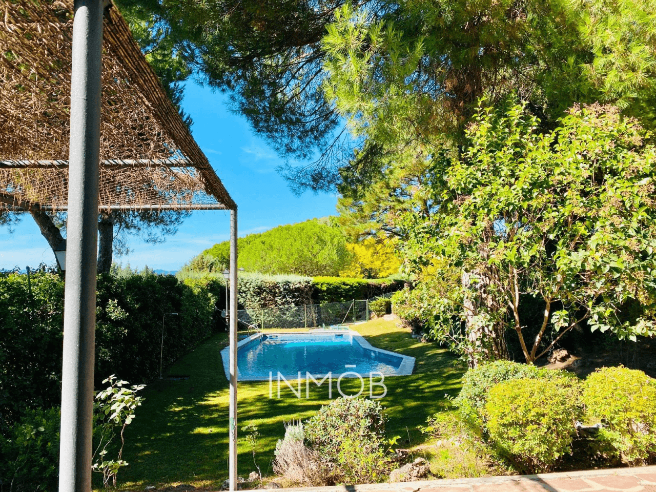 VILLA DE LUJO EN MONTEPRINCIPE EN UNA SOLA PLANTA - REFORMA