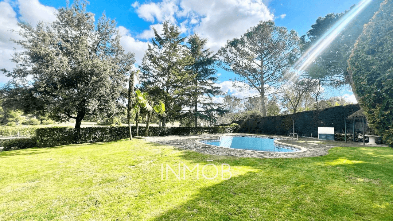 CHALET INDEPENDIENTE EN PARCELA 3.118m2 - BONANZA -