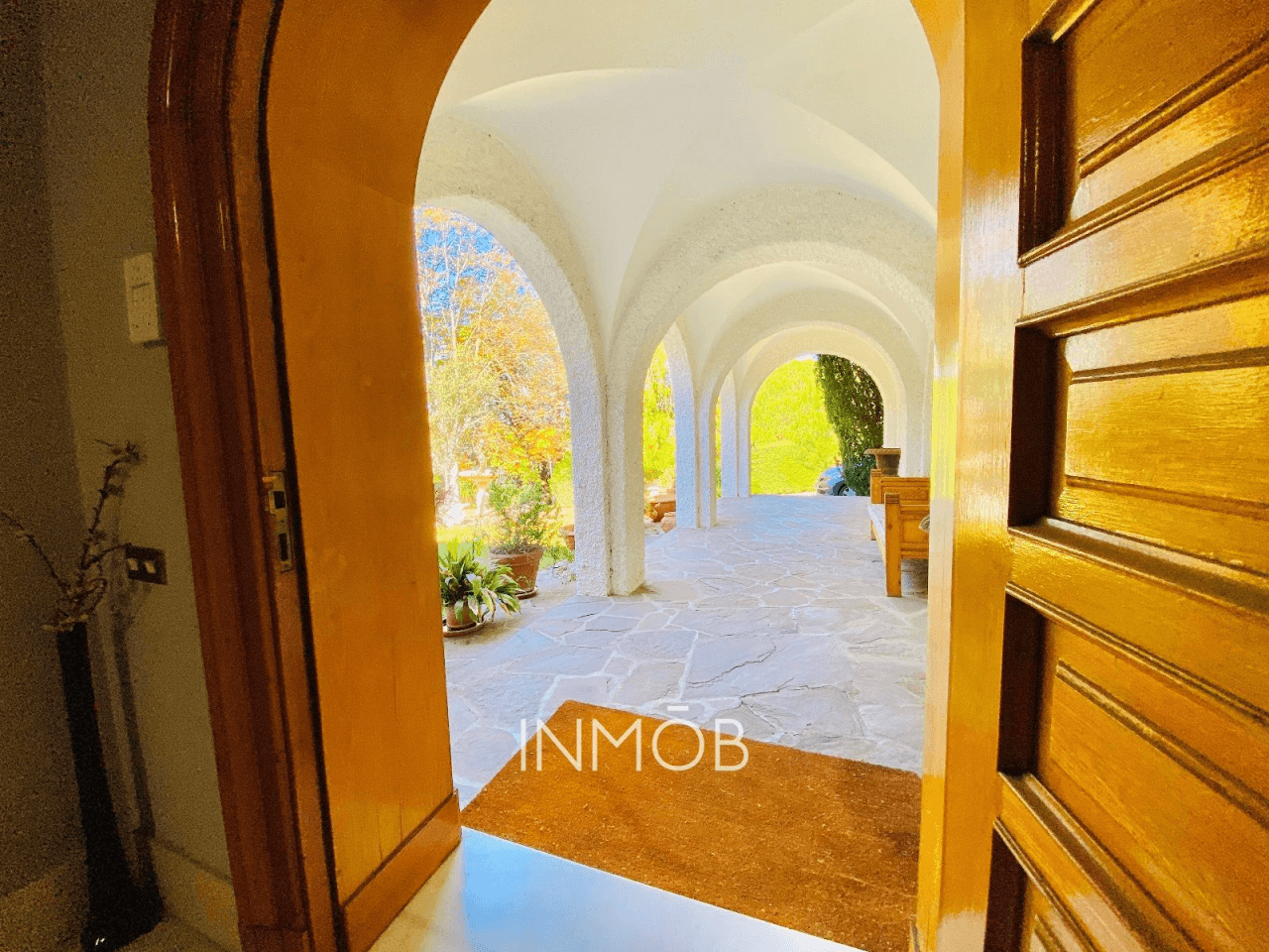 VILLA DE LUJO EN MONTEPRINCIPE EN UNA SOLA PLANTA - REFORMA