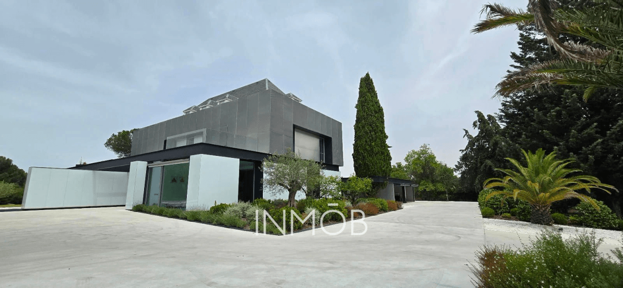 EXCLUSIVIDAD LA FINCA POZUELO MADRID - FOTOVOLTAICA Y ASCENSOR