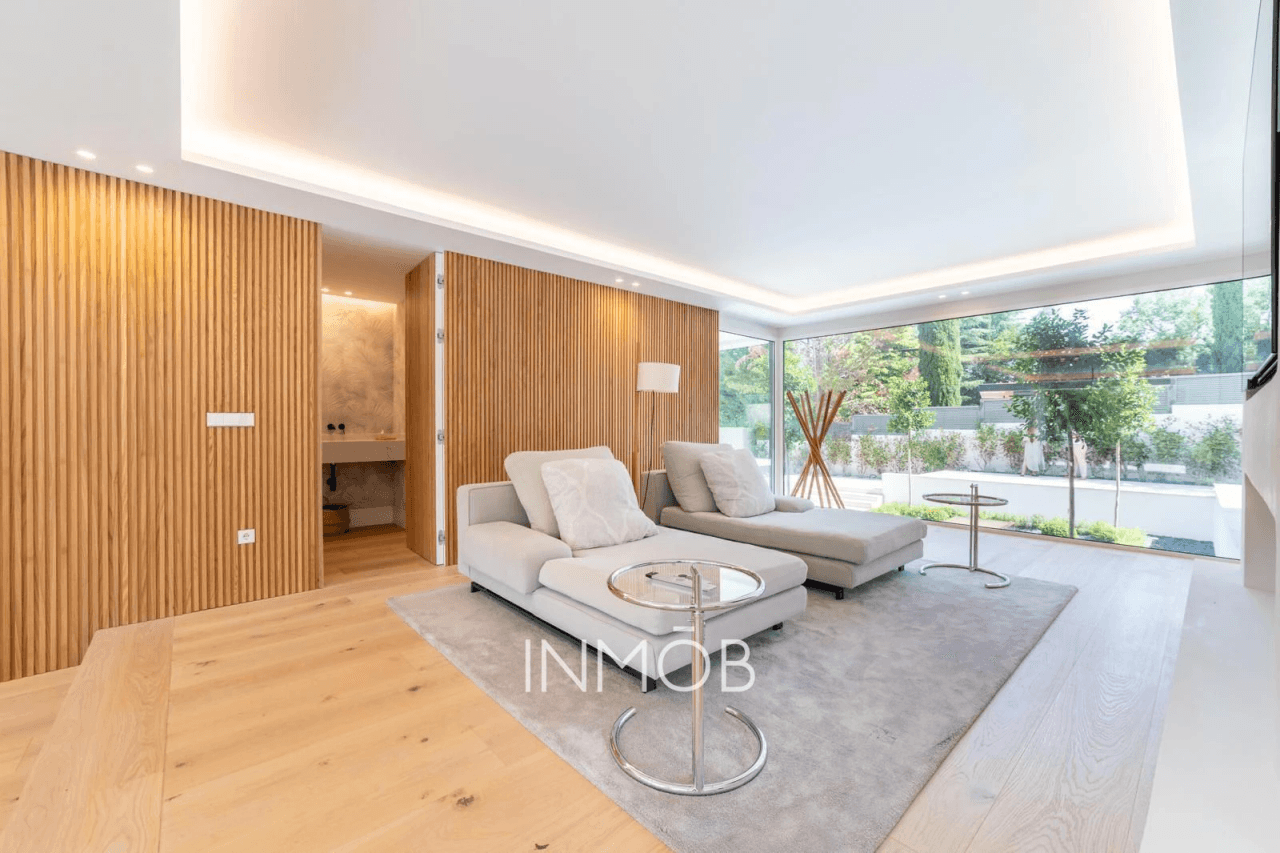 MAGNANIMA y ELEGANTE VILLA EN LAS LOMAS BOADILLA DEL MONTE