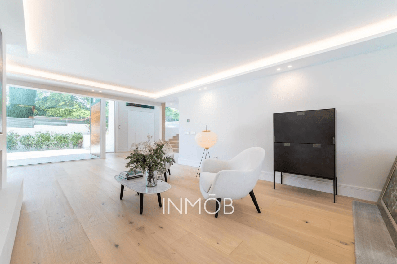 MAGNANIMA y ELEGANTE VILLA EN LAS LOMAS BOADILLA DEL MONTE