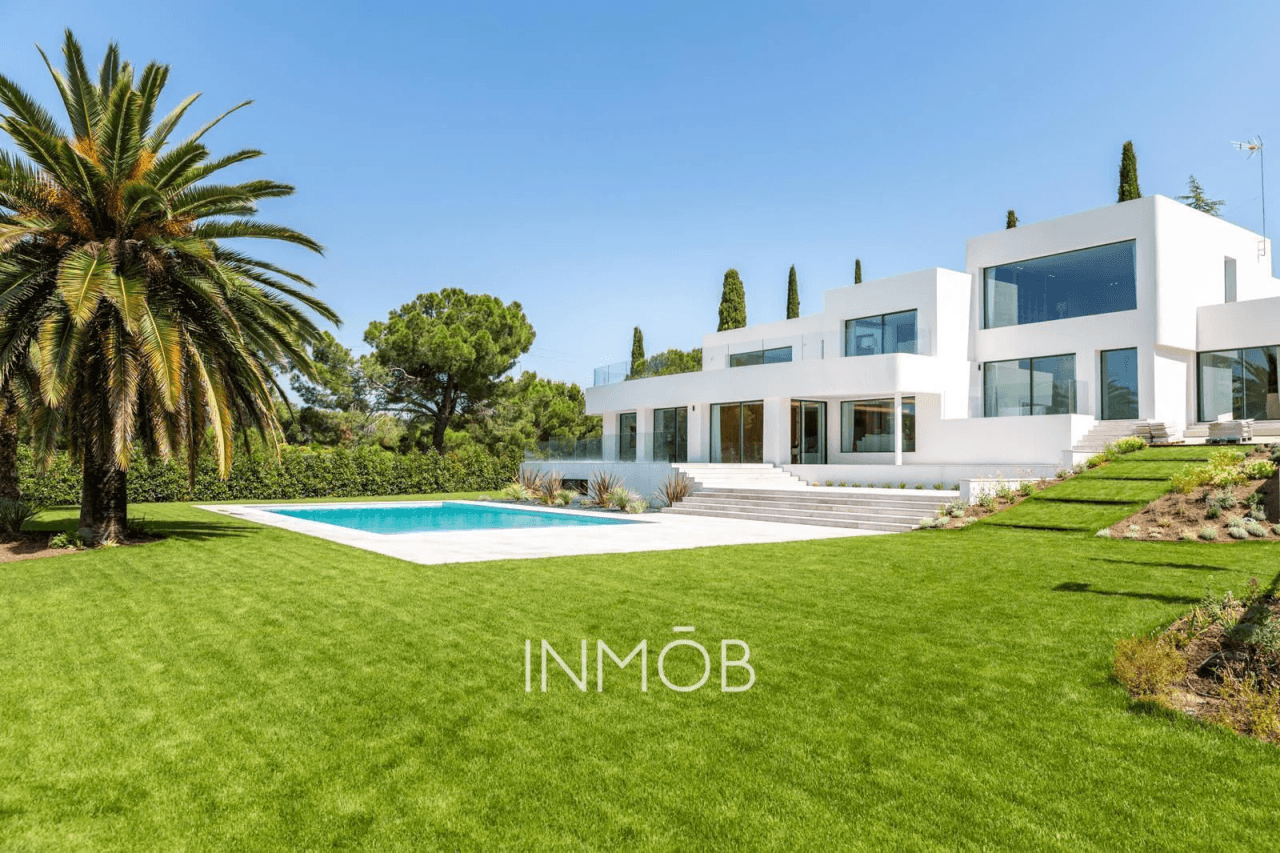 MAGNANIMA y ELEGANTE VILLA EN LAS LOMAS BOADILLA DEL MONTE