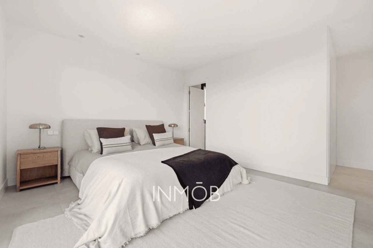 A ESTRENAR MODERNIDAD Y LUJO CHALET INDEPENDIENTE EN BONANZA