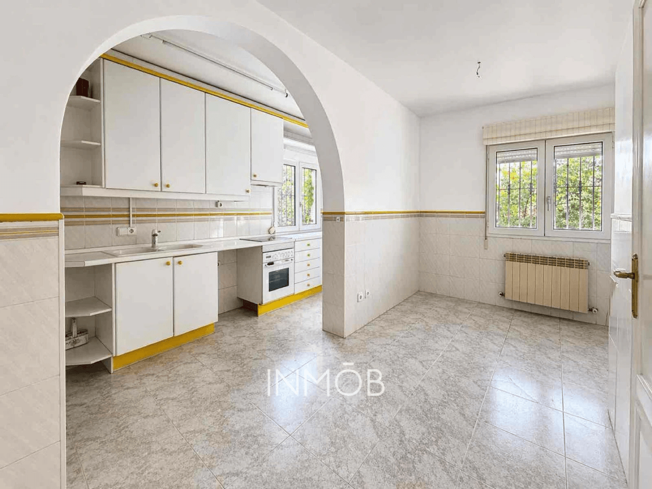 CHALET INDEPENDIENTE EN PARCELA 3.118m2 - BONANZA -