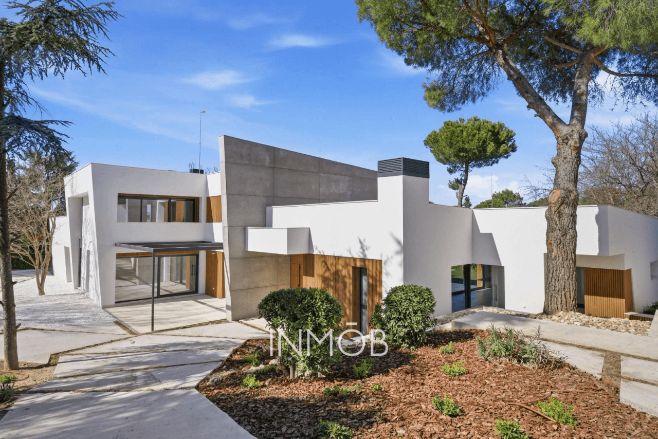 CASA SELLA - ARQUITECTURA CONTEMPORANEA en LAS LOMAS