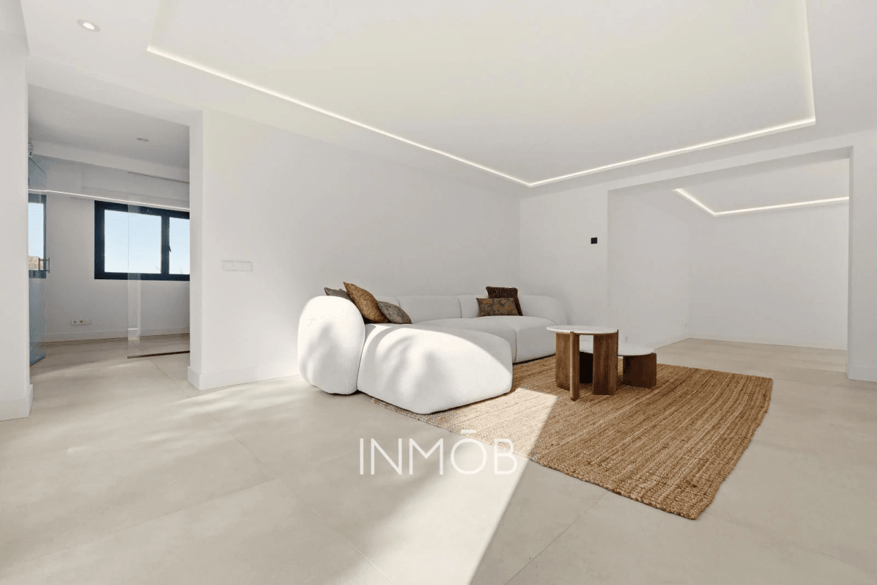 A ESTRENAR MODERNIDAD Y LUJO CHALET INDEPENDIENTE EN BONANZA
