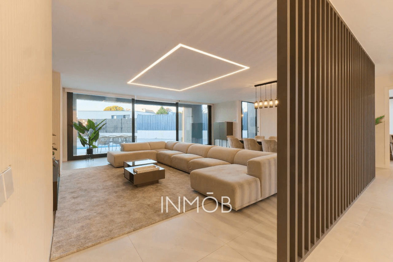 CHALET DE LUJO QHOMES VENTA BOADILLA DEL MONTE - SEGURIDAD PRIVADA 24 HORAS