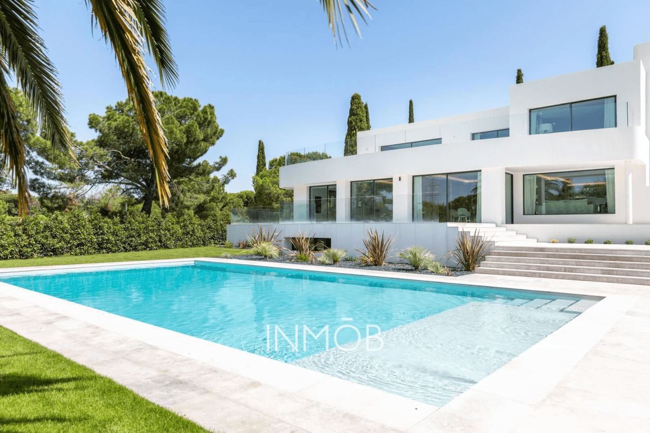 MAGNANIMA y ELEGANTE VILLA EN LAS LOMAS BOADILLA DEL MONTE