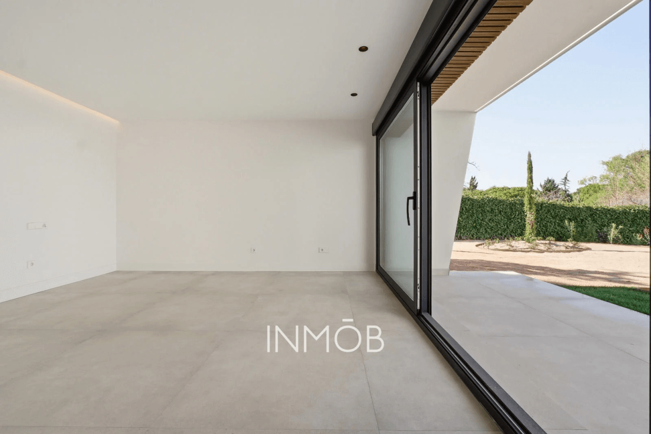 CASA SELLA - ARQUITECTURA CONTEMPORANEA en LAS LOMAS