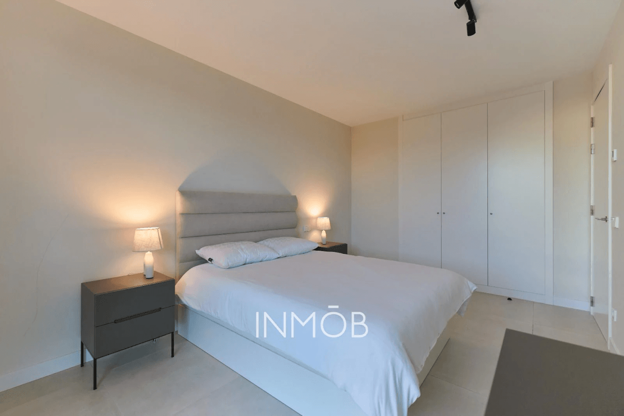 CHALET DE LUJO QHOMES VENTA BOADILLA DEL MONTE - SEGURIDAD PRIVADA 24 HORAS