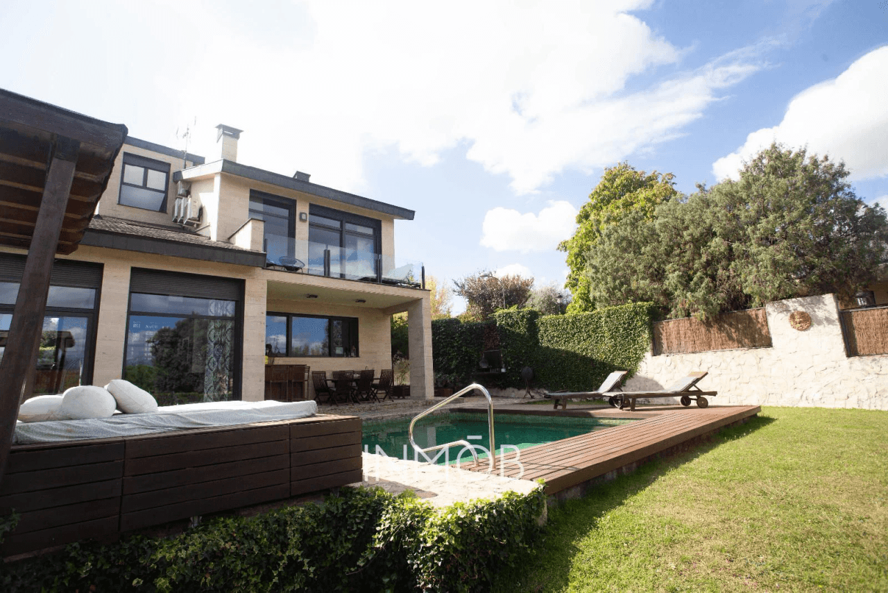 CHALET INDEPNDIENTE EXCLUSIVO EN GALAPAGAR