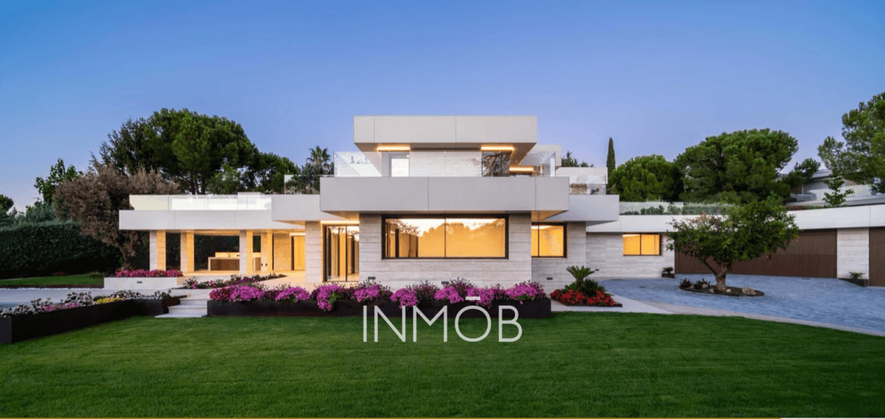 VILLA de LUJO REFORMADA EN LAS LOMAS BOADILLA DEL MONTE
