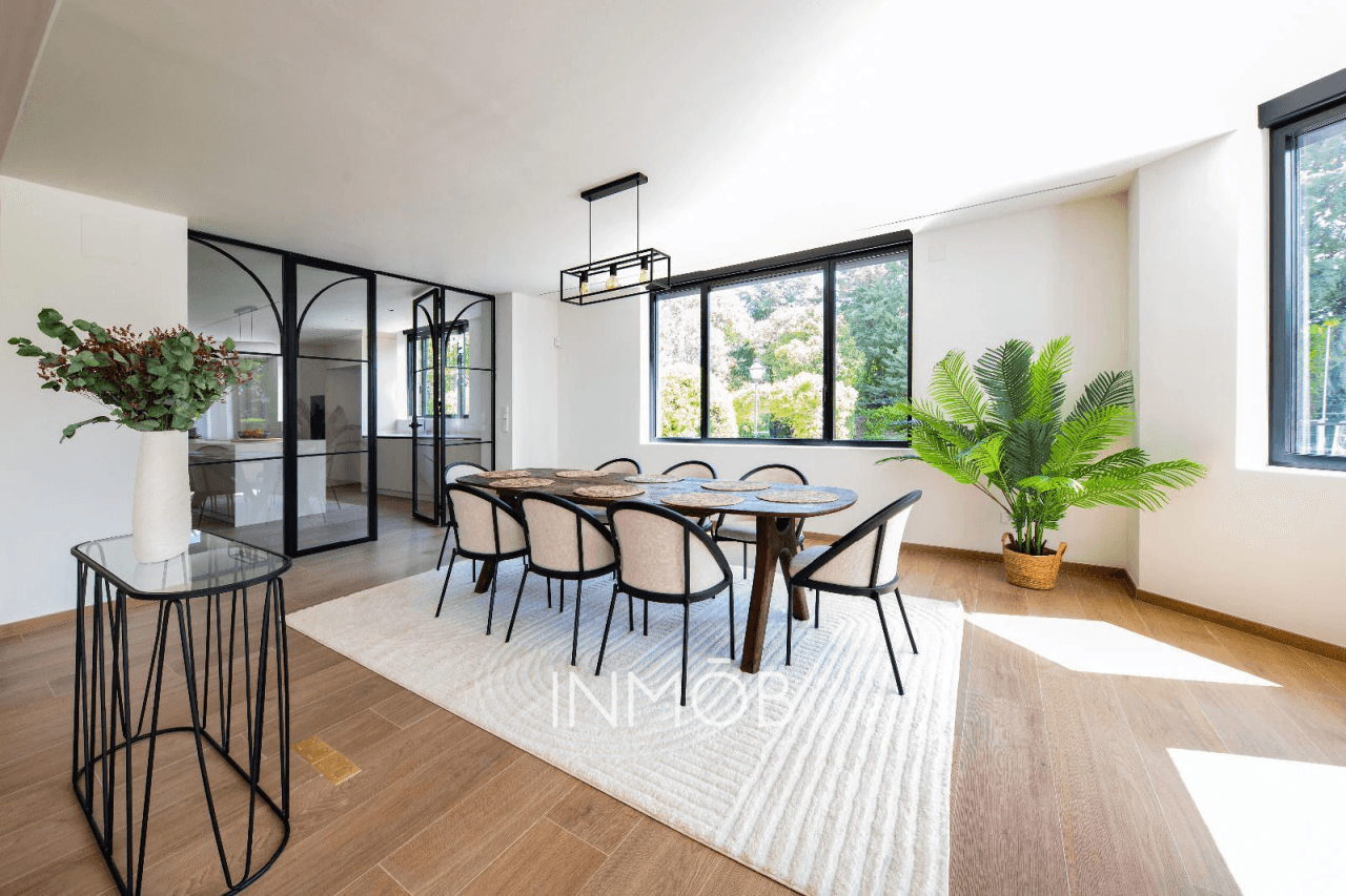 DISTINGUIDO CHALET DE LUJO A ESTRENAR URBANIZACION LAS LOMAS