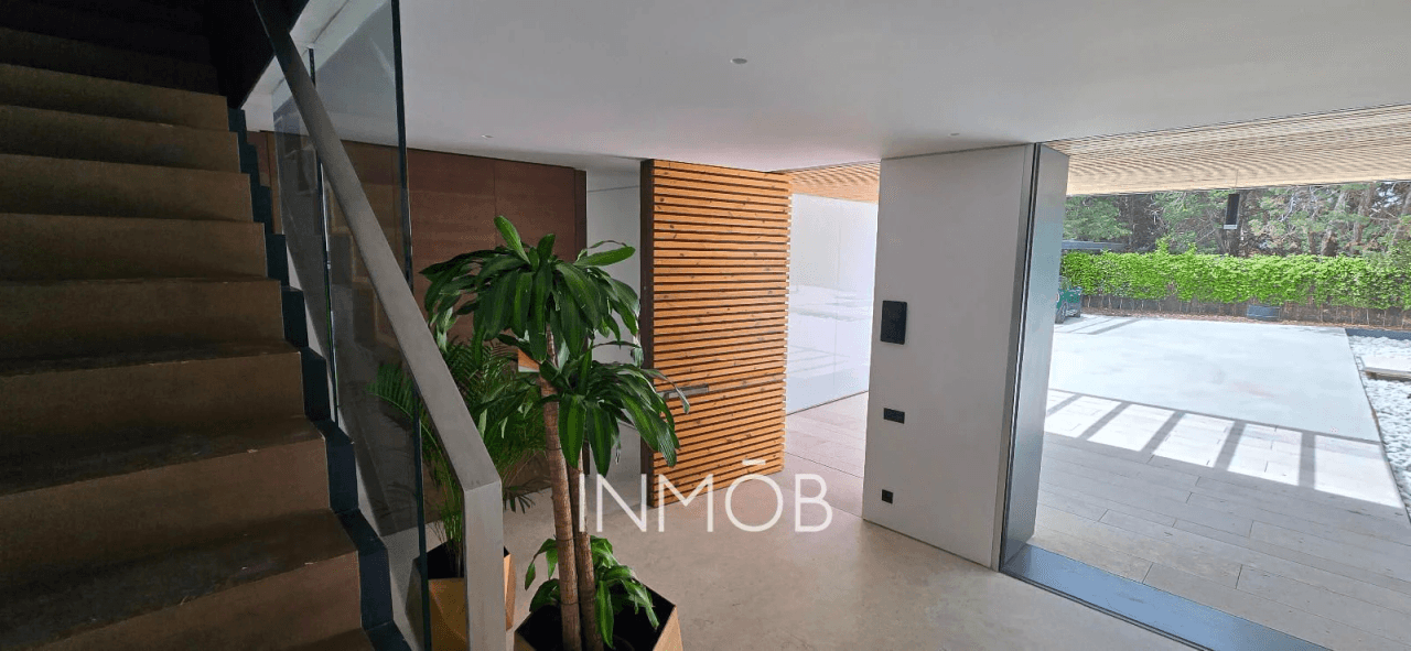EXCLUSIVIDAD LA FINCA POZUELO MADRID - FOTOVOLTAICA Y ASCENSOR