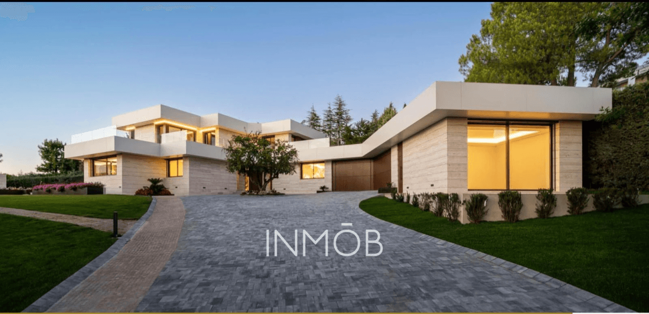 VILLA de LUJO REFORMADA EN LAS LOMAS BOADILLA DEL MONTE