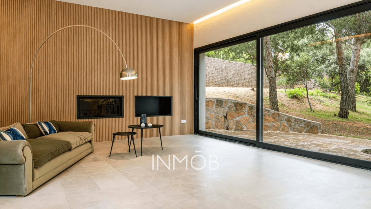 MODERNO CHALET INDEPENDIENTE ESTILO NORDICO EN LAS LOMAS