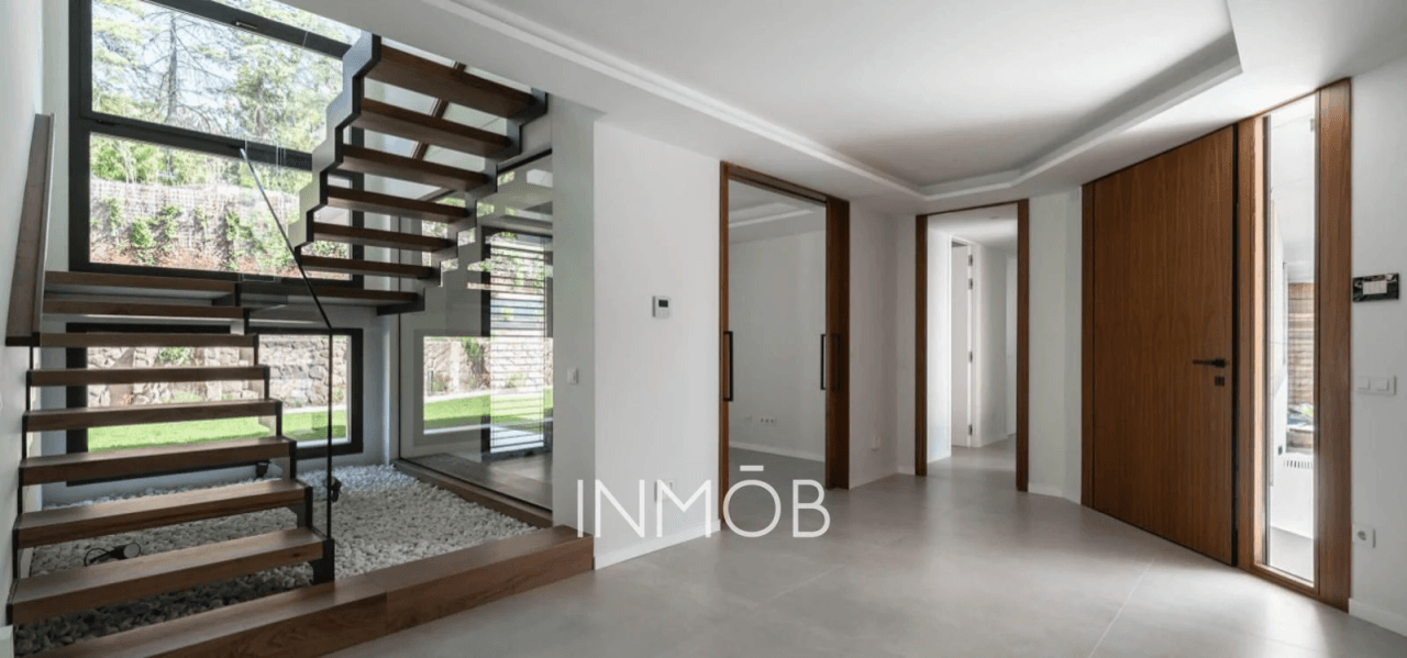 VILLA de LUJO REFORMADA EN LAS LOMAS BOADILLA DEL MONTE
