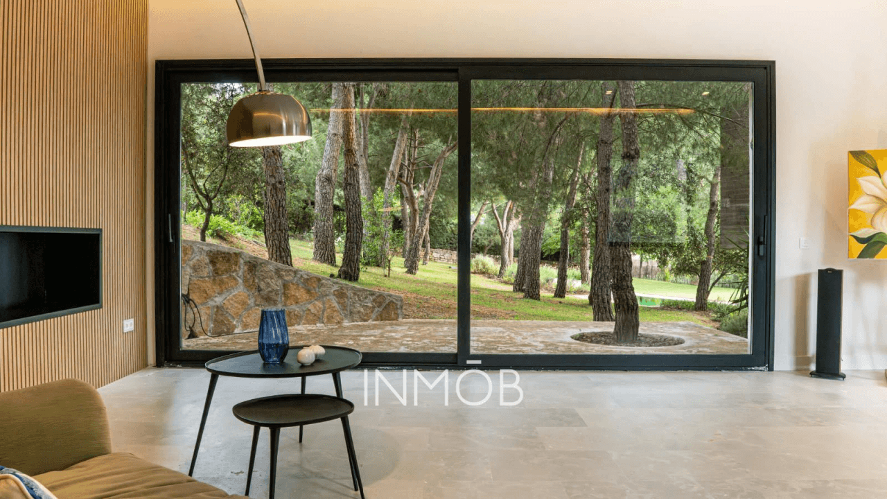 MODERNO CHALET INDEPENDIENTE ESTILO NORDICO EN LAS LOMAS
