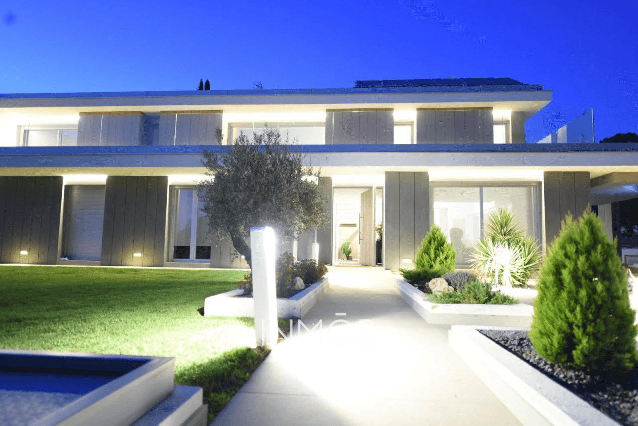 CHALET MODERNO - URB. LAS LOMAS - BOADILLA DEL MONTE