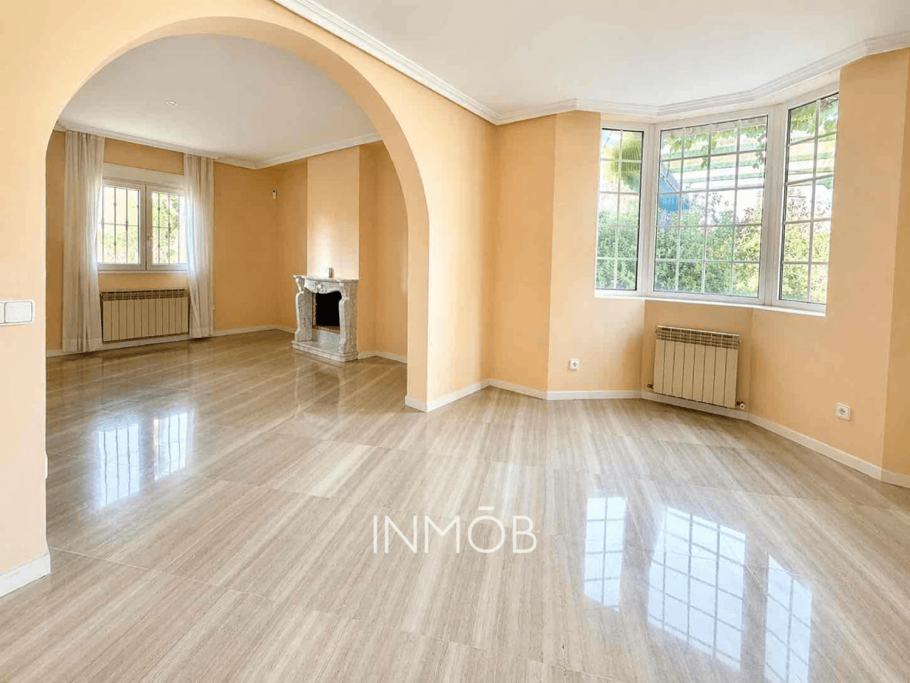 CHALET INDEPENDIENTE EN PARCELA 3.118m2 - BONANZA -