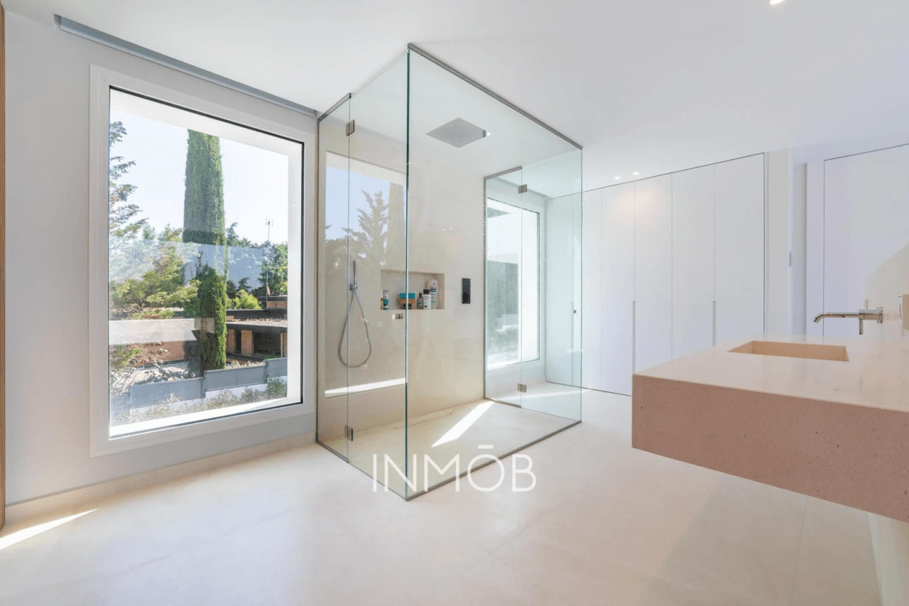MAGNANIMA y ELEGANTE VILLA EN LAS LOMAS BOADILLA DEL MONTE