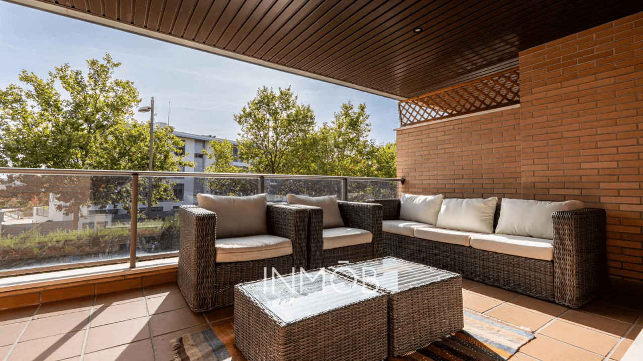 MAGNIFICO PISO CON GRAN TERRAZA EN BOADILLA DEL MONTE