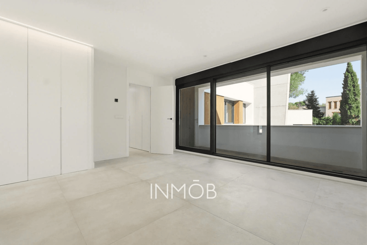CASA SELLA - ARQUITECTURA CONTEMPORANEA en LAS LOMAS