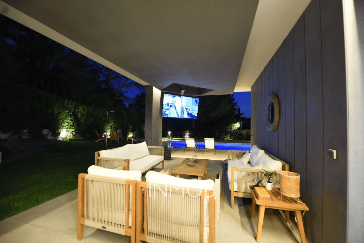 CHALET MODERNO - URB. LAS LOMAS - BOADILLA DEL MONTE