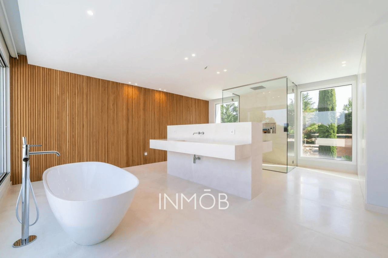 MAGNANIMA y ELEGANTE VILLA EN LAS LOMAS BOADILLA DEL MONTE