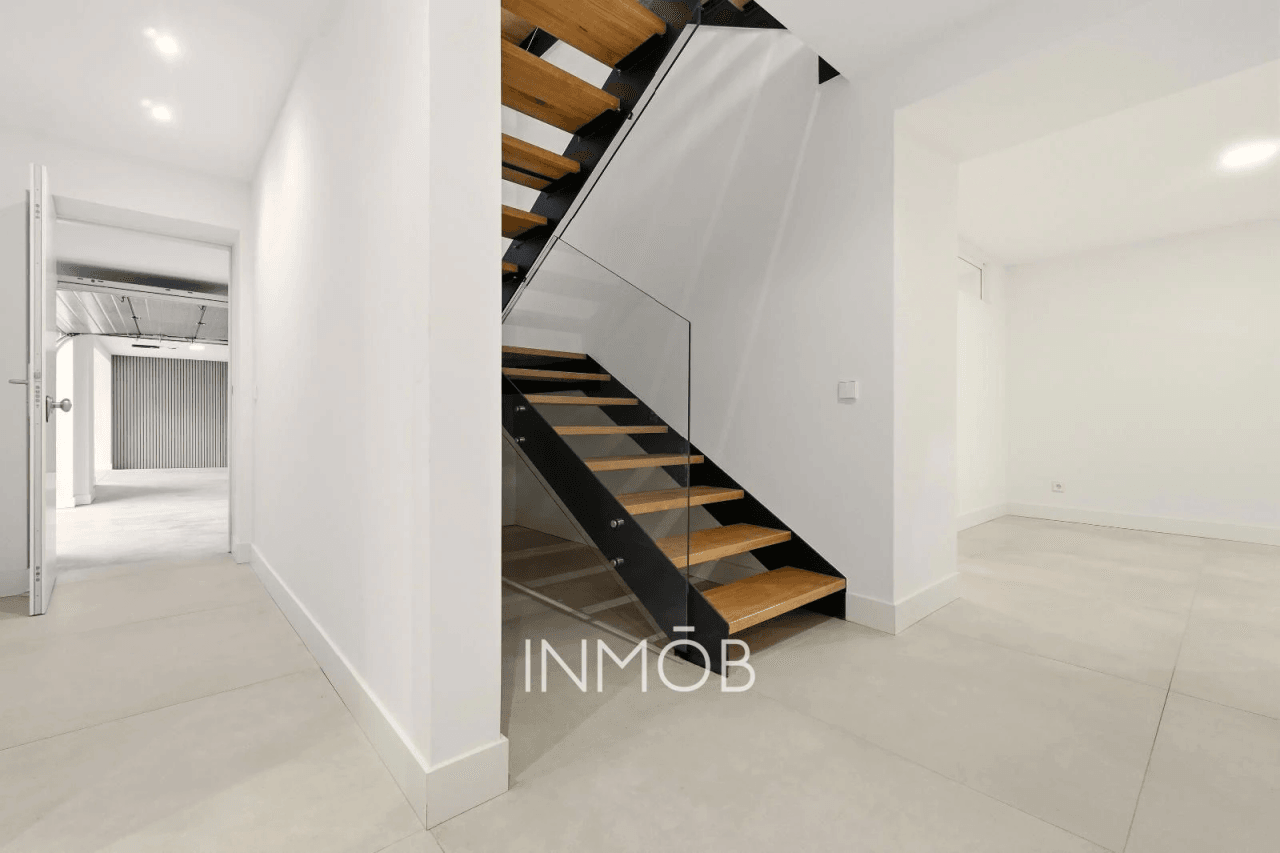 A ESTRENAR MODERNIDAD Y LUJO CHALET INDEPENDIENTE EN BONANZA