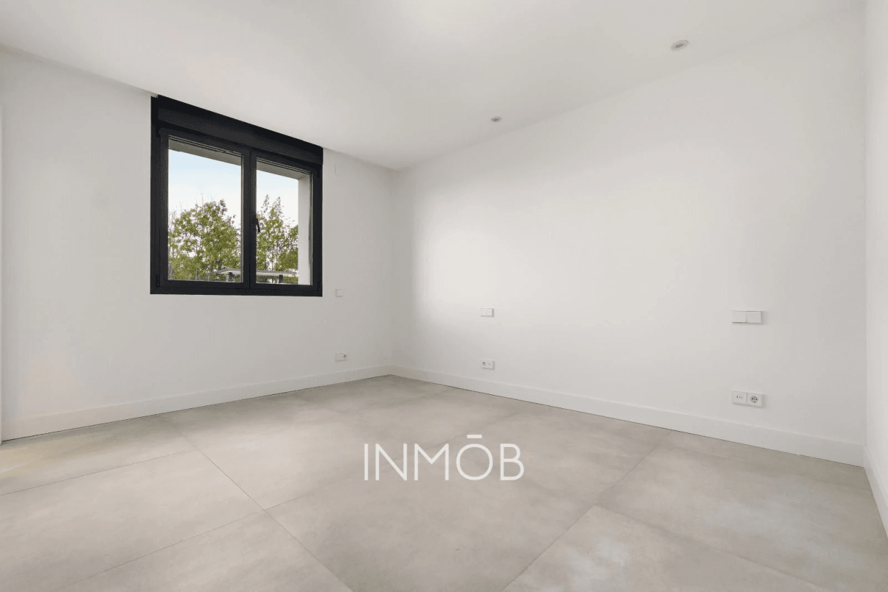 A ESTRENAR MODERNIDAD Y LUJO CHALET INDEPENDIENTE EN BONANZA