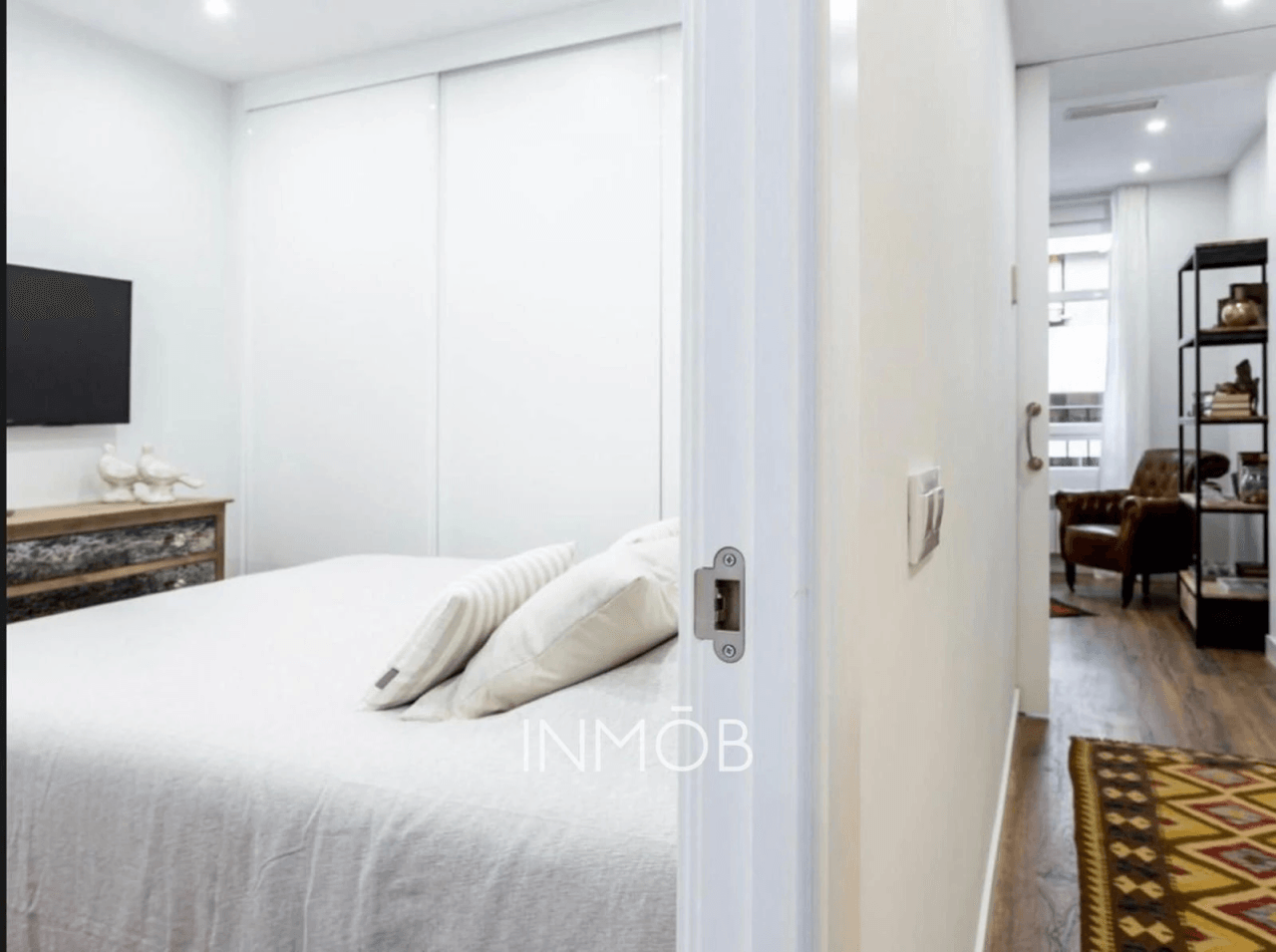 Exclusivo Piso de 3 Dormitorios en Calle Doctor Castelo, a Pasos del Parque del Retiro