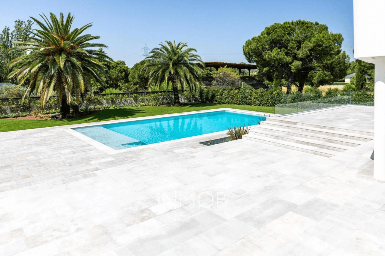 MAGNANIMA y ELEGANTE VILLA EN LAS LOMAS BOADILLA DEL MONTE