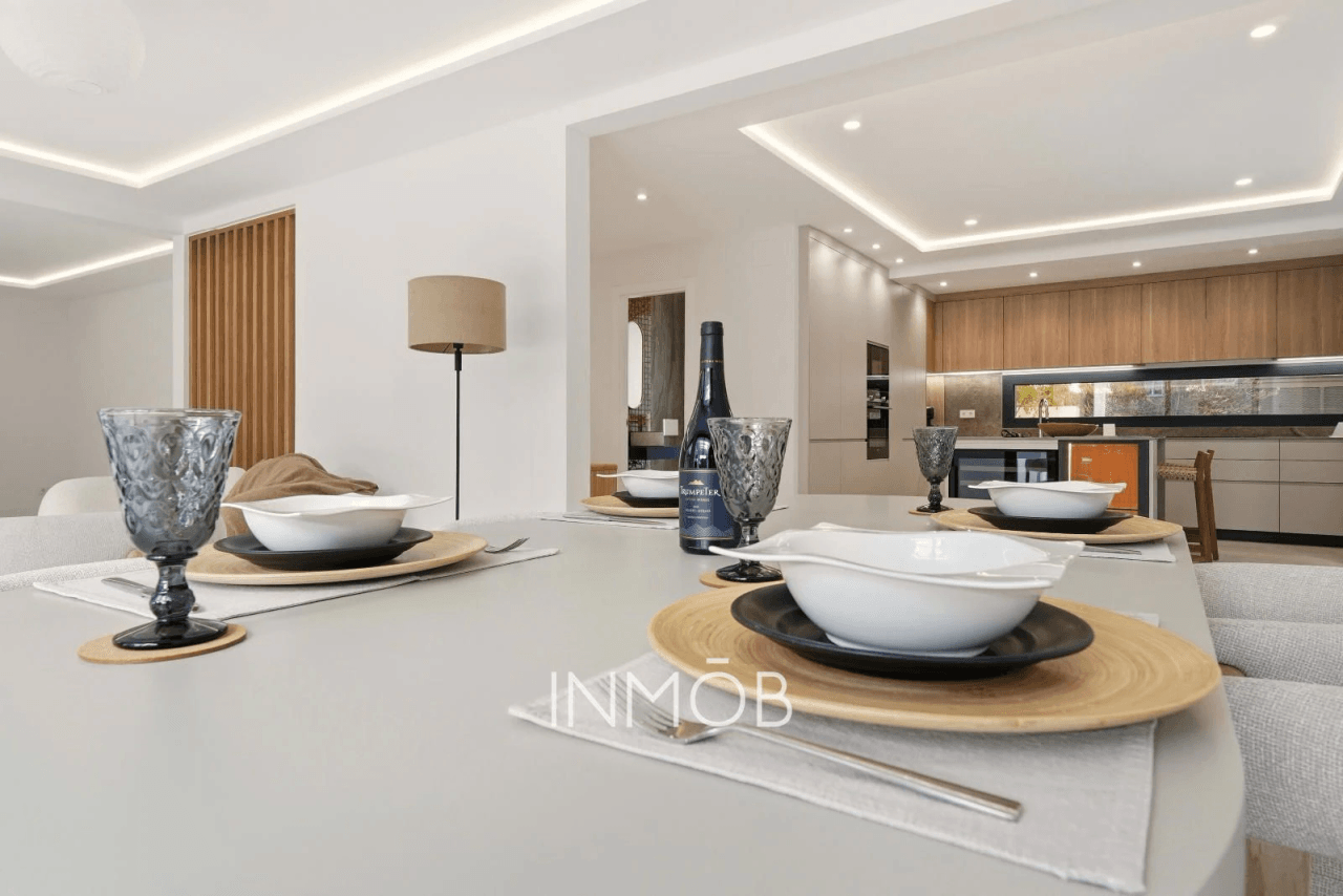 A ESTRENAR MODERNIDAD Y LUJO CHALET INDEPENDIENTE EN BONANZA