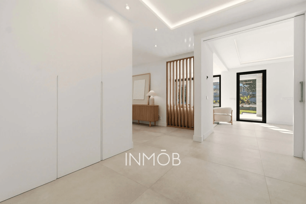 A ESTRENAR MODERNIDAD Y LUJO CHALET INDEPENDIENTE EN BONANZA