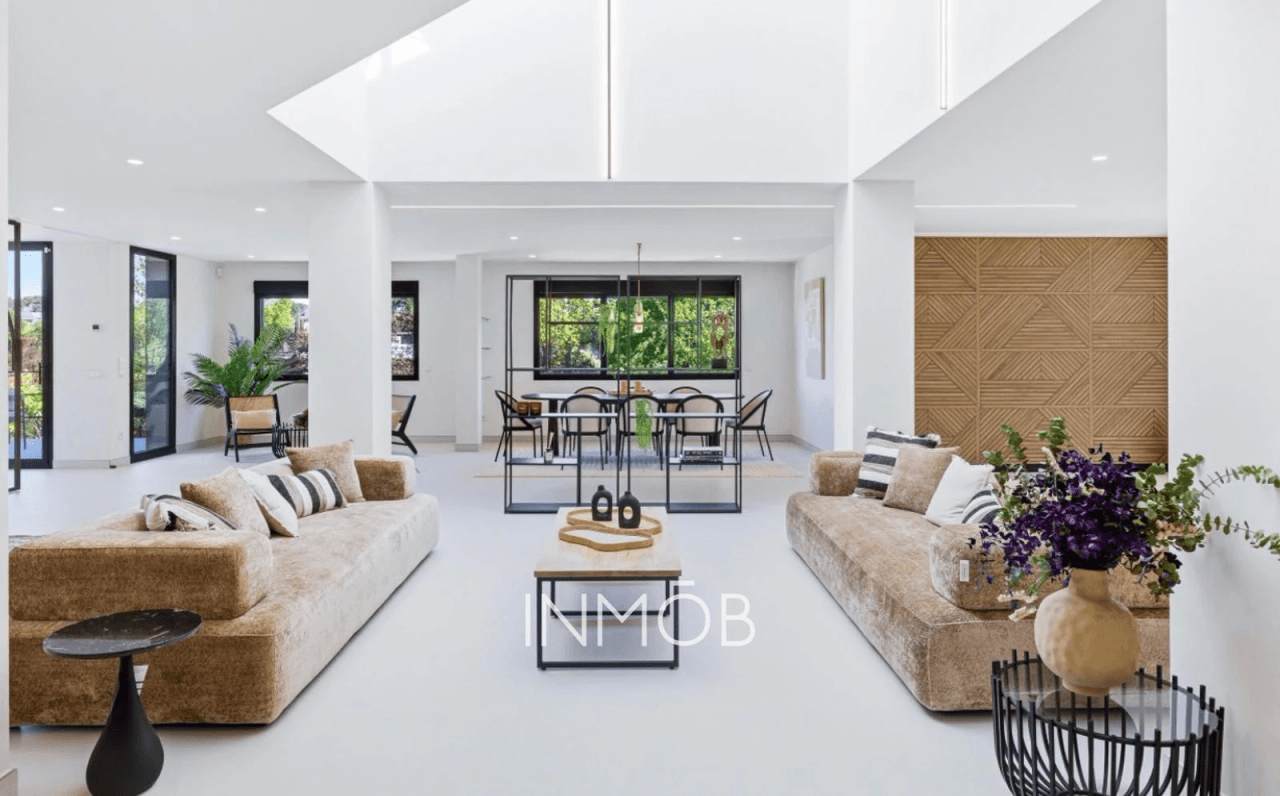 VILLA SANTA BARBARA - DONDE LA LUZ TRANSFORMA EL ESPACIO