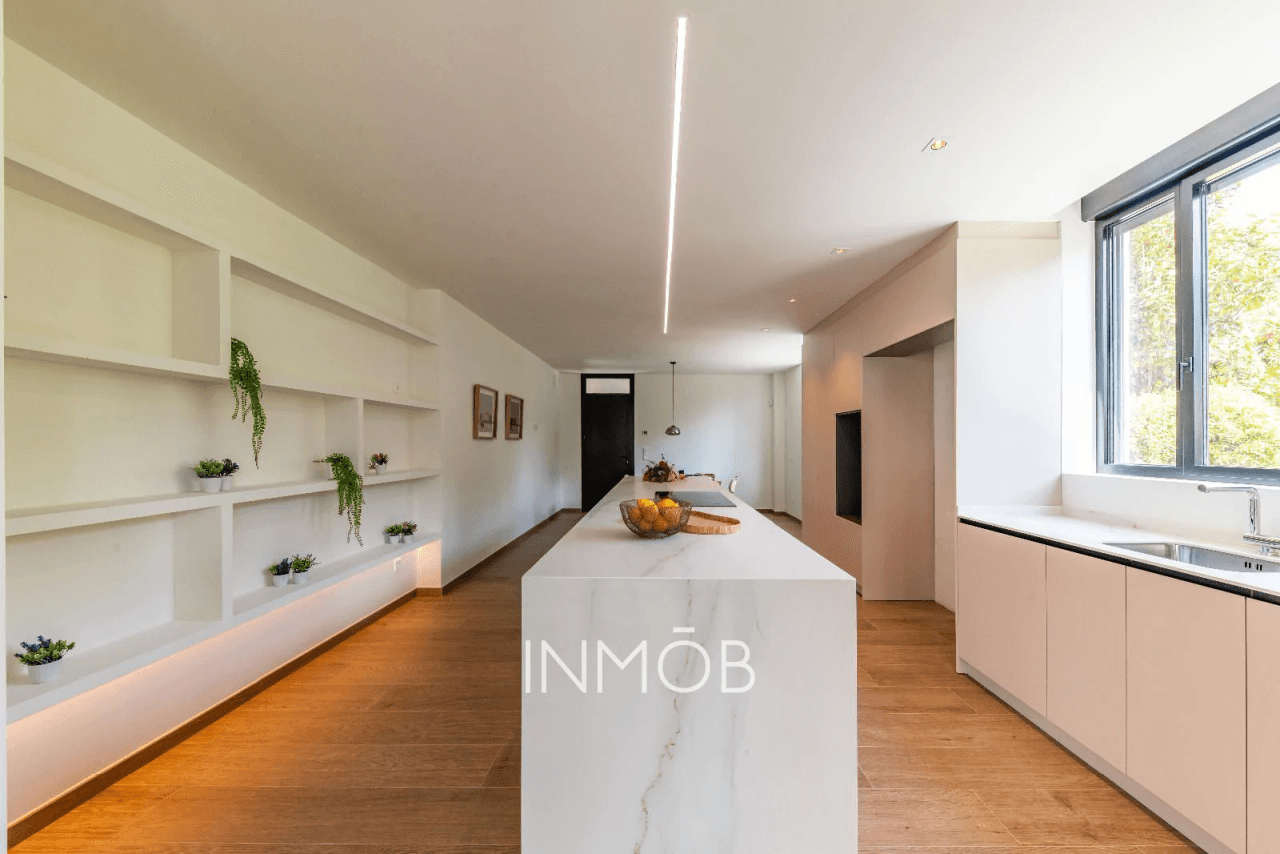 DISTINGUIDO CHALET DE LUJO A ESTRENAR URBANIZACION LAS LOMAS