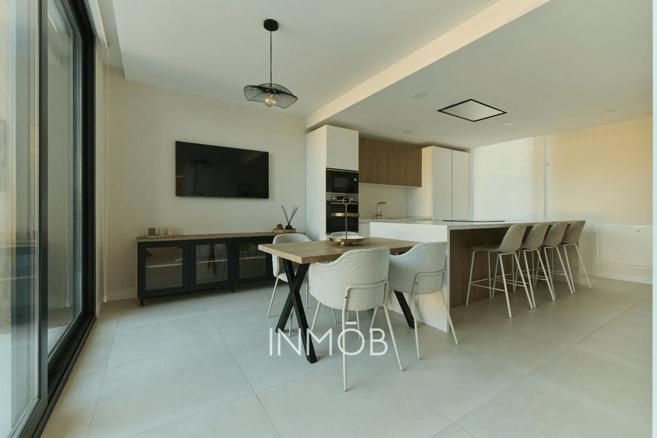 CHALET DE LUJO QHOMES VENTA BOADILLA DEL MONTE - SEGURIDAD PRIVADA 24 HORAS