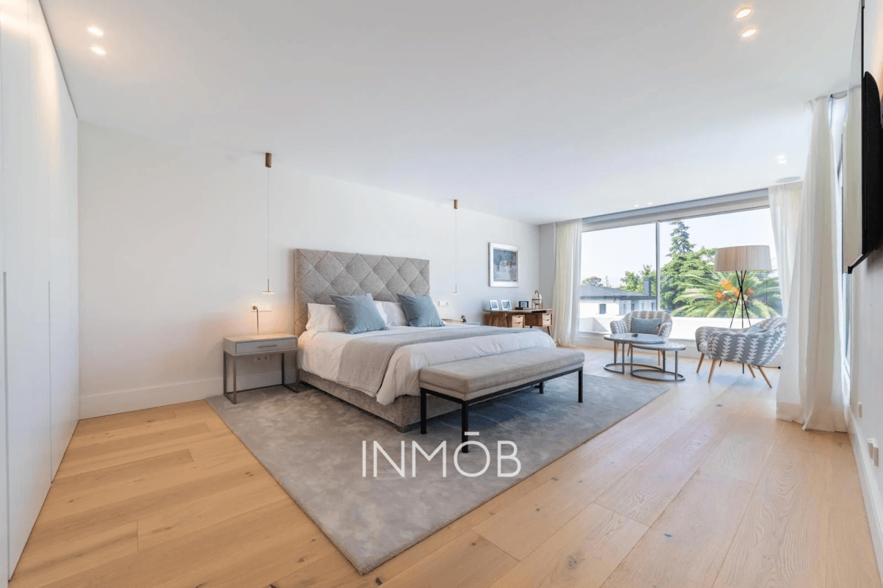 MAGNANIMA y ELEGANTE VILLA EN LAS LOMAS BOADILLA DEL MONTE