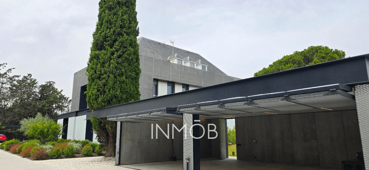 EXCLUSIVIDAD LA FINCA POZUELO MADRID - FOTOVOLTAICA Y ASCENSOR