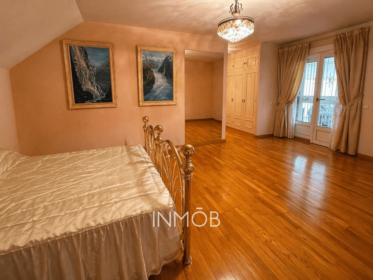 Chalet independiente en GRAN PARCELA SEGREGABLE de 3.200mt BONANZA