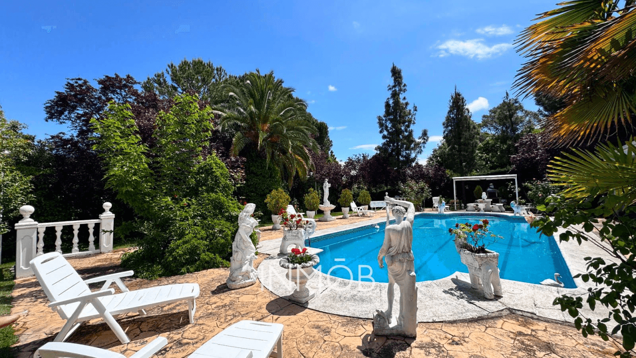 Chalet independiente en GRAN PARCELA SEGREGABLE de 3.200mt BONANZA