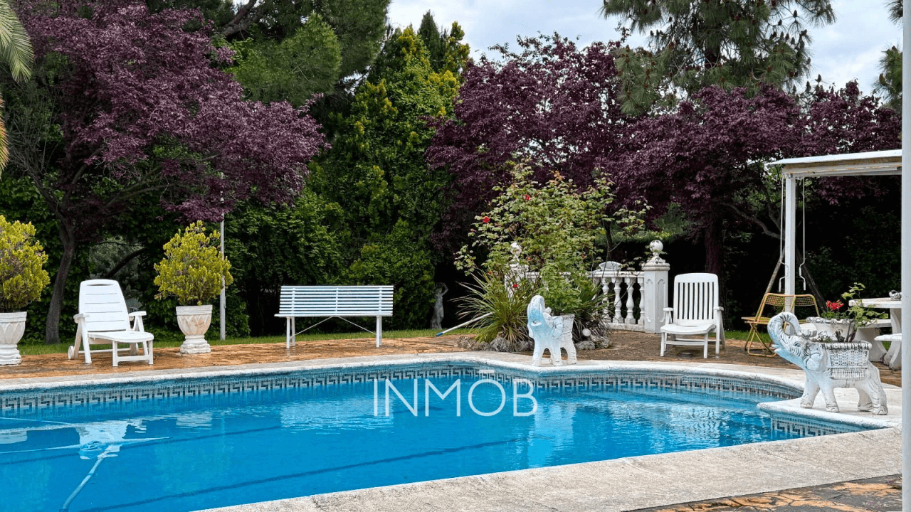Chalet independiente en GRAN PARCELA SEGREGABLE de 3.200mt BONANZA