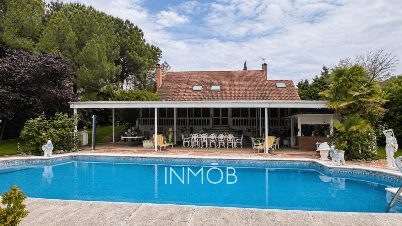 Chalet independiente en GRAN PARCELA SEGREGABLE de 3.200mt BONANZA