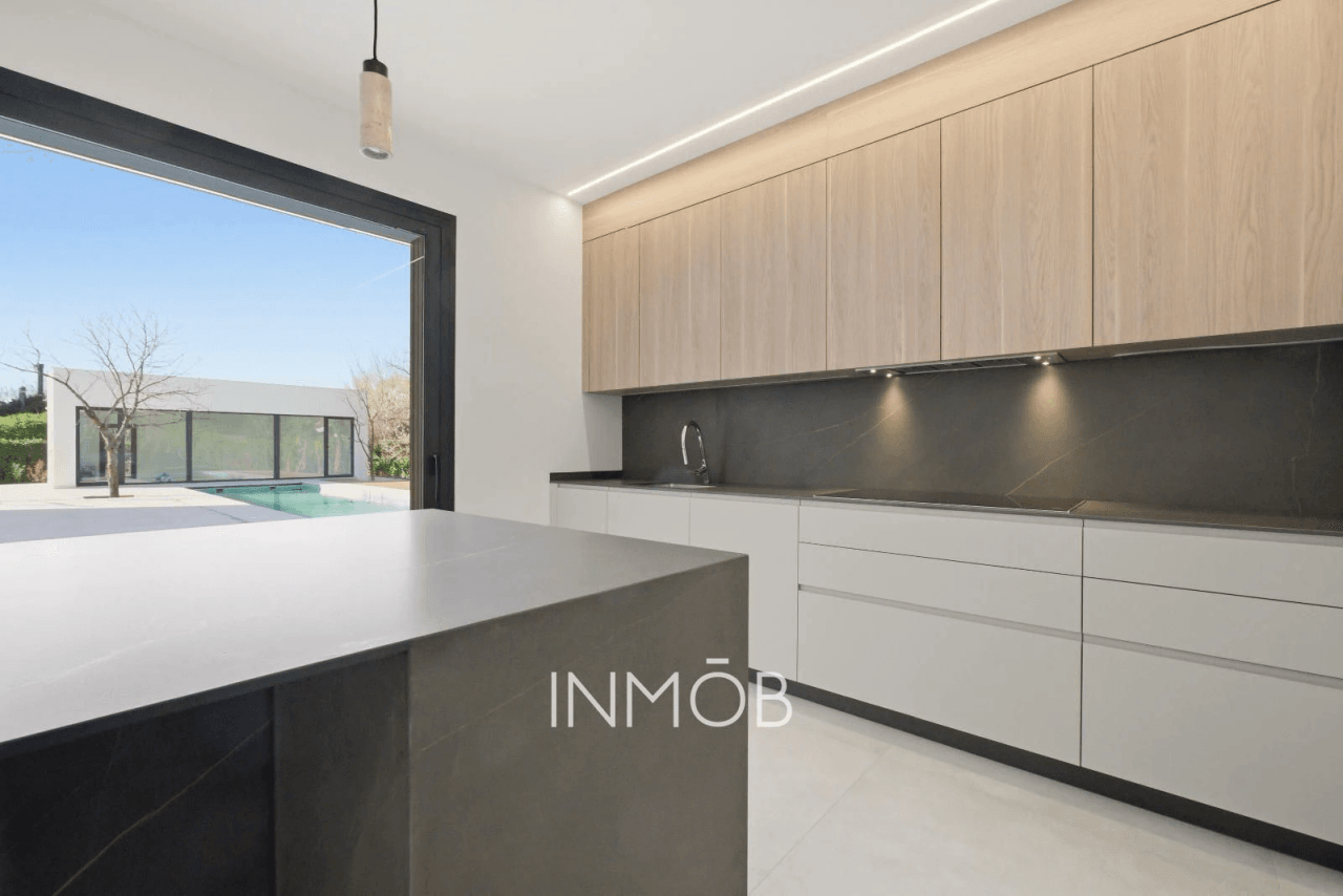 CASA SELLA - ARQUITECTURA CONTEMPORANEA en LAS LOMAS