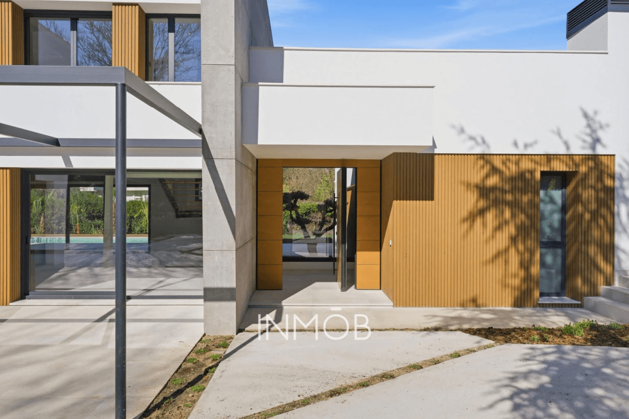 CASA SELLA - ARQUITECTURA CONTEMPORANEA en LAS LOMAS
