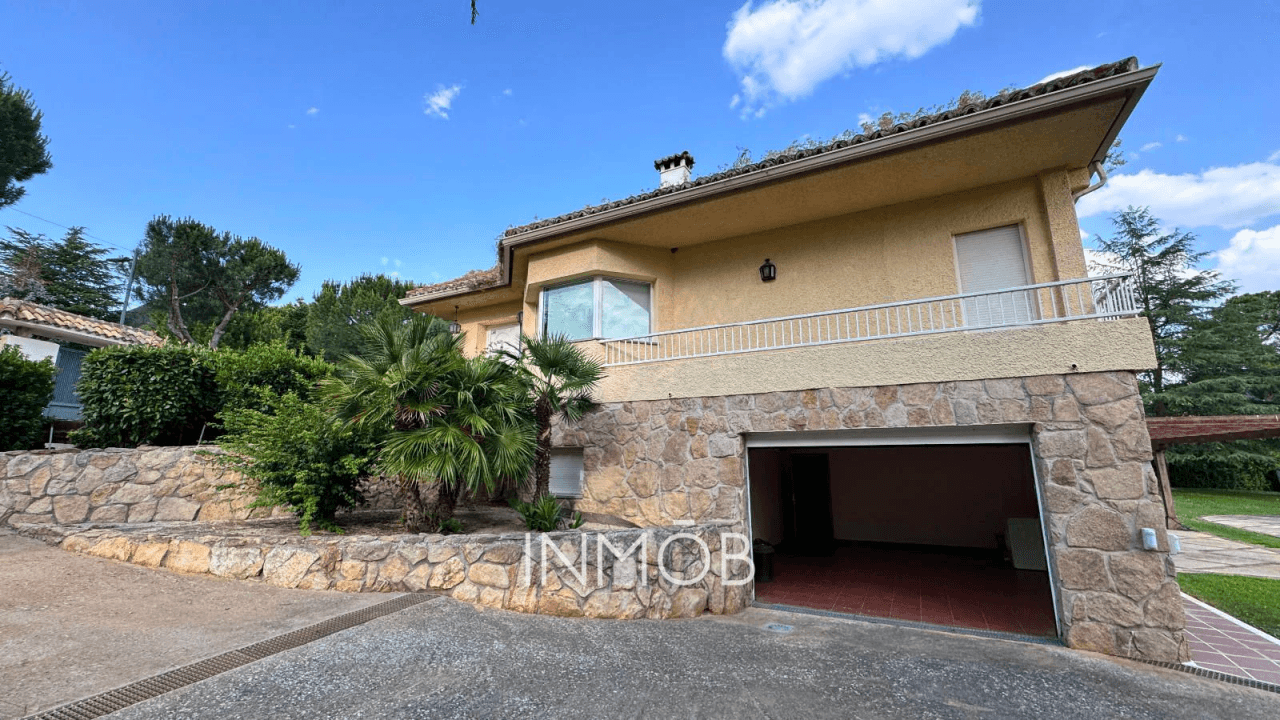 Property for Rent in Boadilla Del Monte