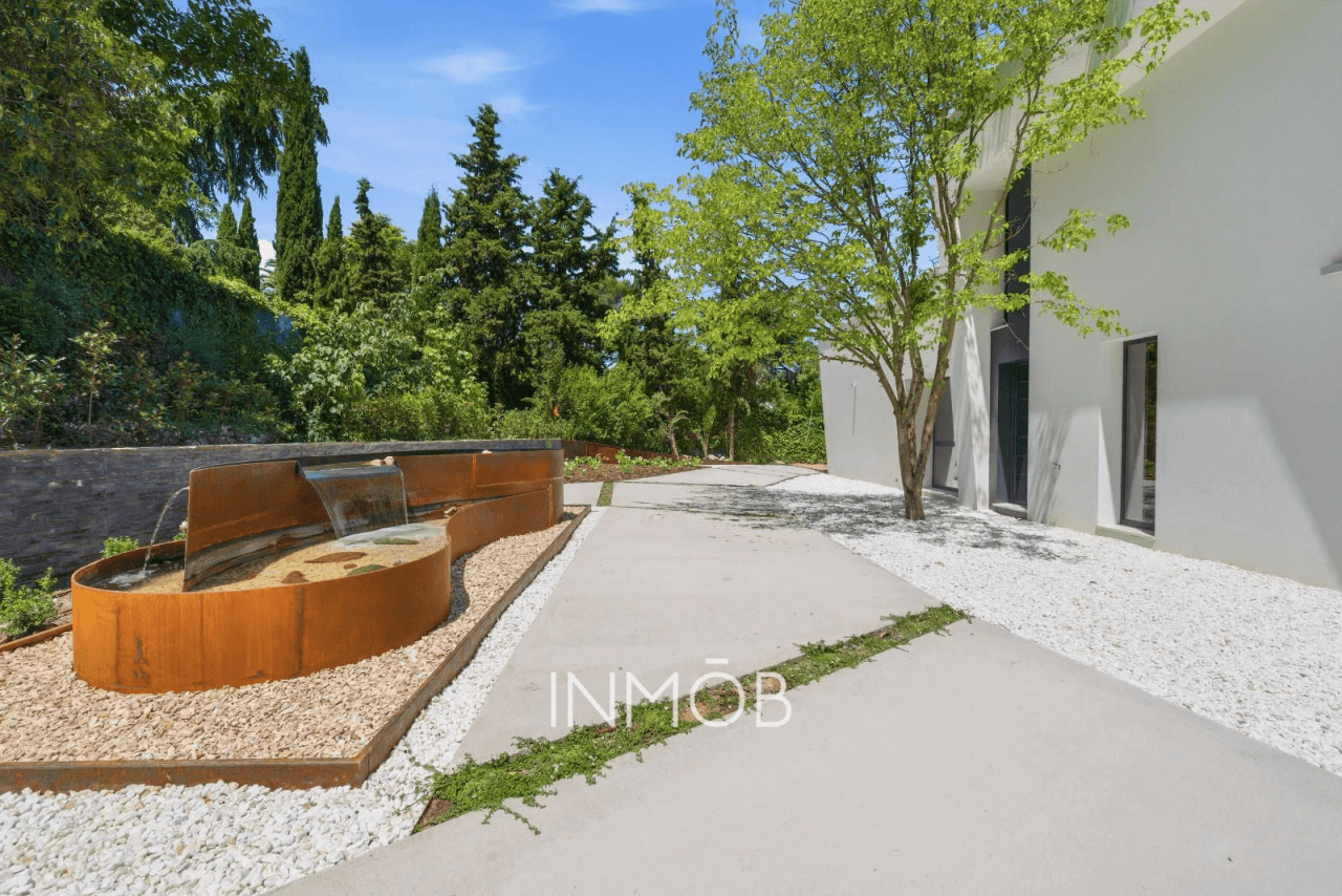 CASA SELLA - ARQUITECTURA CONTEMPORANEA en LAS LOMAS